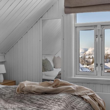 Cozy Central Loft Apartment With Amazing View Tromsø Exteriör bild