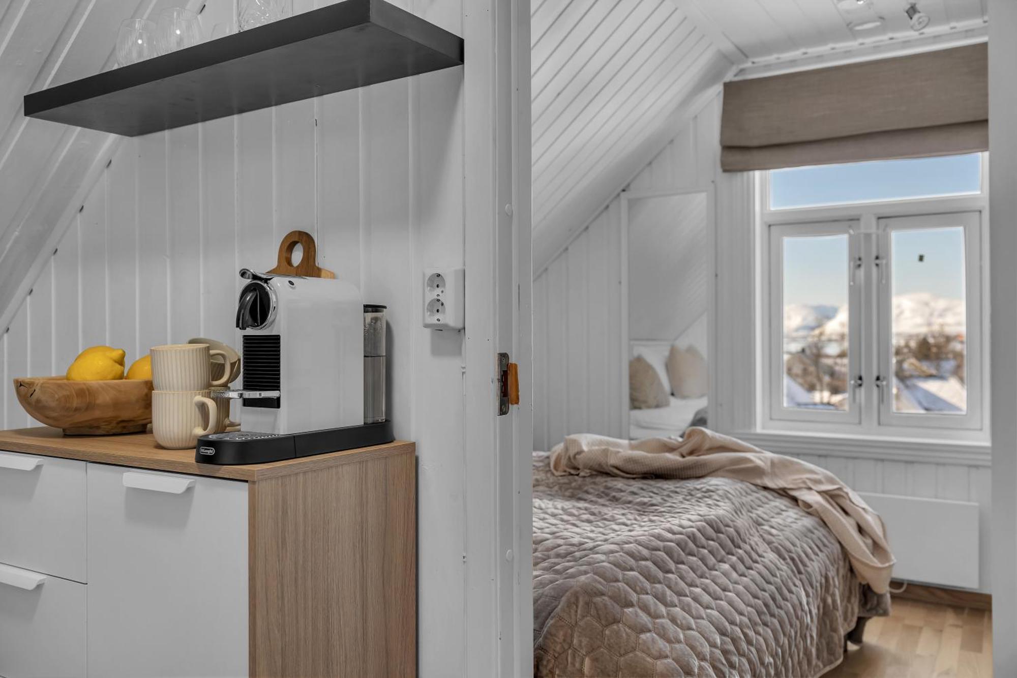 Cozy Central Loft Apartment With Amazing View Tromsø Exteriör bild