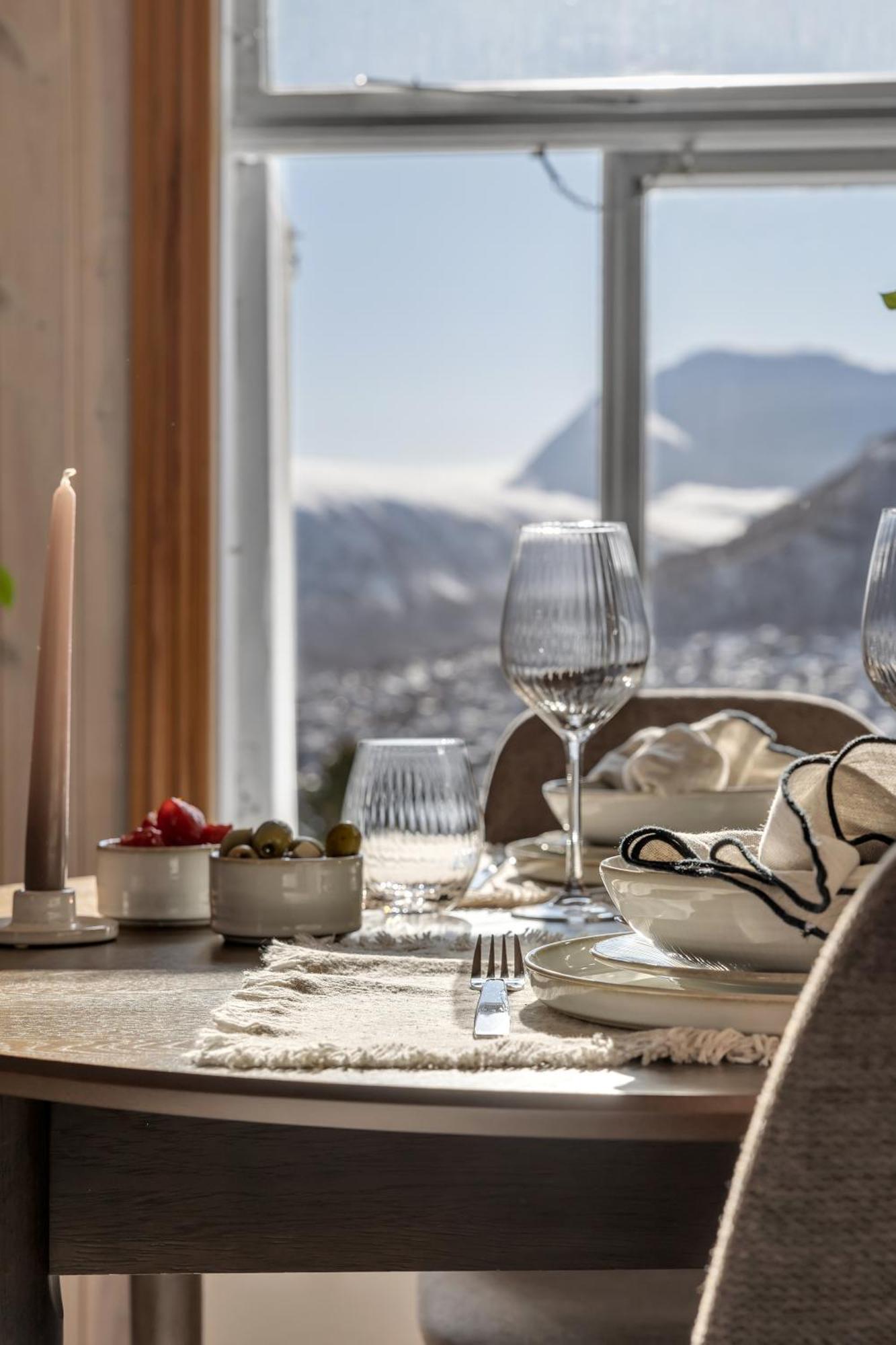 Cozy Central Loft Apartment With Amazing View Tromsø Exteriör bild